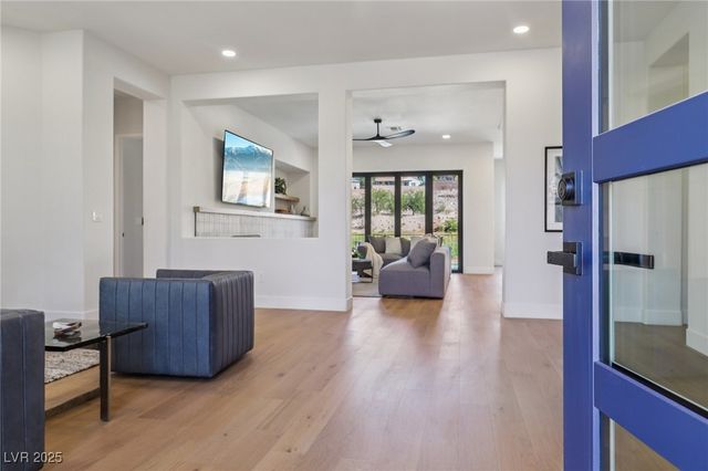 2386 Hardin Ridge Drive, Henderson, NV 89052