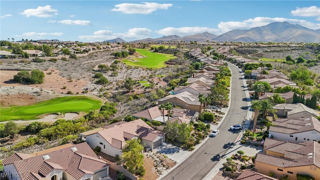 2386 Hardin Ridge Drive, Henderson, NV 89052