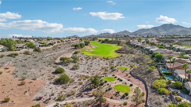 2386 Hardin Ridge Drive, Henderson, NV 89052