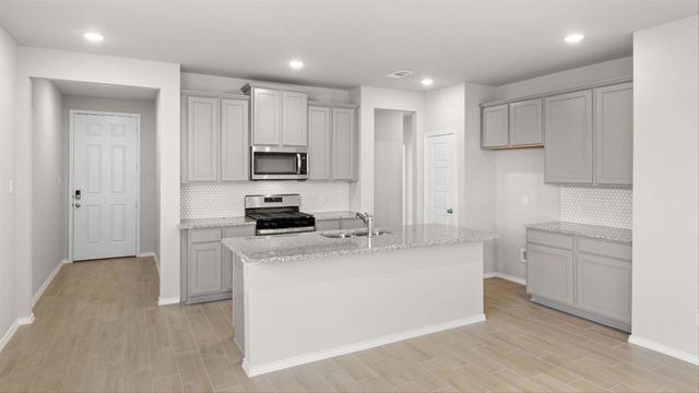 2001 Bayfront Drive, Royse City, TX 75189