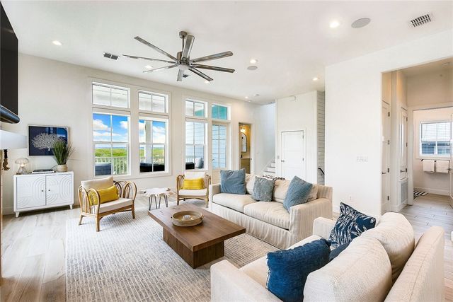 220 Sundew, Port Aransas, TX 78373