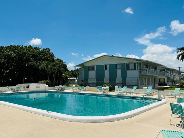 2102 Lake Osborne Drive 15, Lake Worth Beach, FL 33461