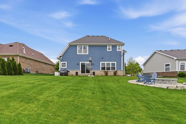 13042 Birch Path Court, Lemont, IL 60439