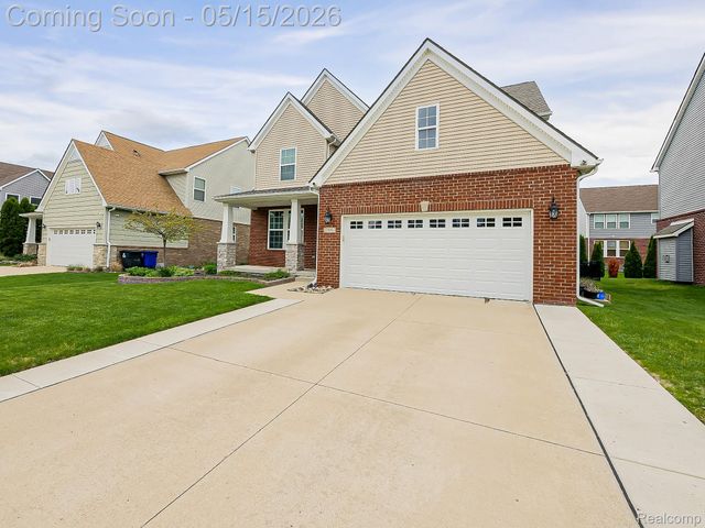7994 Chestnut Drive, Westland, MI 48185