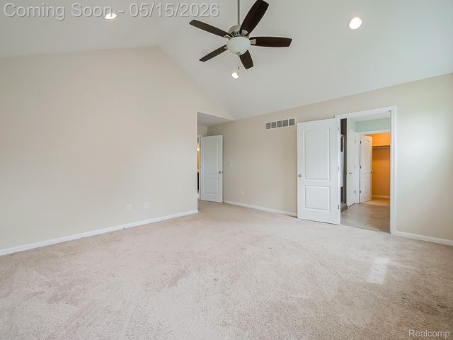 7994 Chestnut Drive, Westland, MI 48185