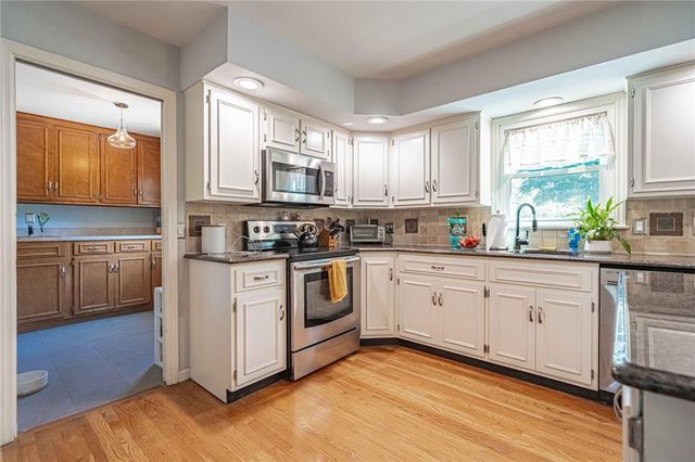 8357 Winchester Lane, Lower Macungie Twp, PA 18011