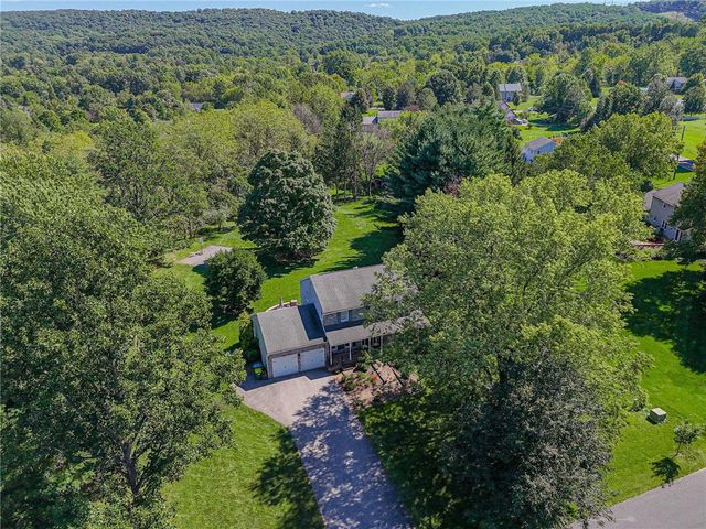 8357 Winchester Lane, Lower Macungie Twp, PA 18011