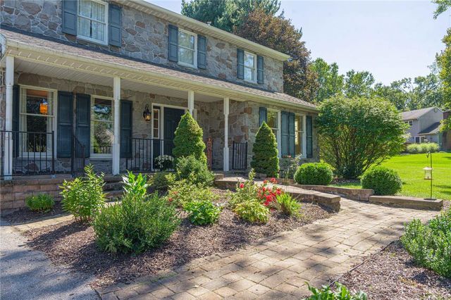 8357 Winchester Lane, Lower Macungie Twp, PA 18011