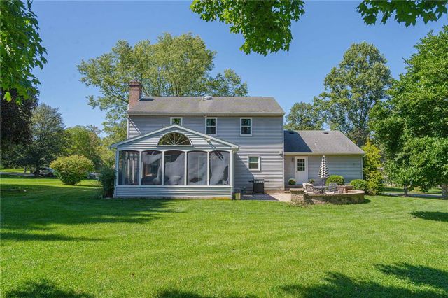8357 Winchester Lane, Lower Macungie Twp, PA 18011