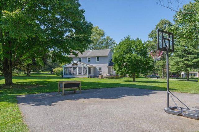 8357 Winchester Lane, Lower Macungie Twp, PA 18011