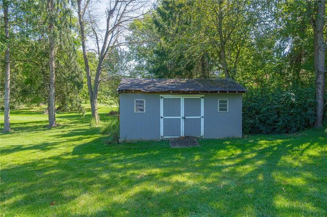 8357 Winchester Lane, Lower Macungie Twp, PA 18011