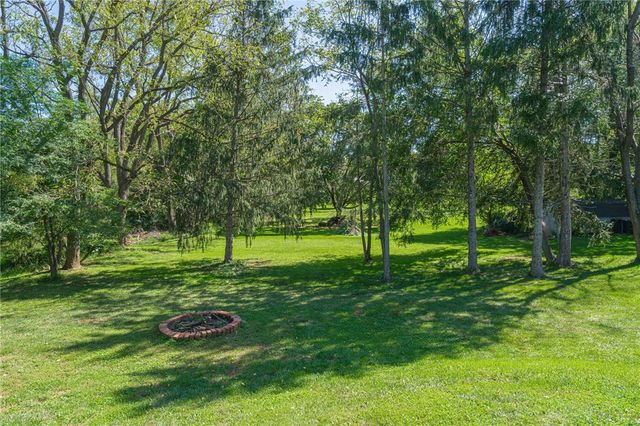 8357 Winchester Lane, Lower Macungie Twp, PA 18011