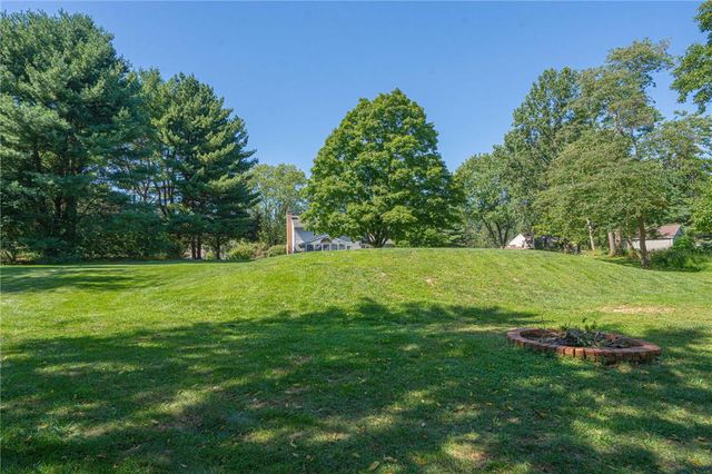 8357 Winchester Lane, Lower Macungie Twp, PA 18011