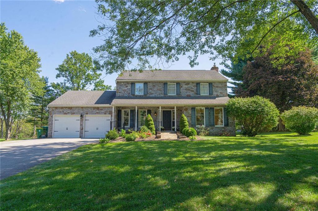 8357 Winchester Lane, Lower Macungie Twp, PA 18011