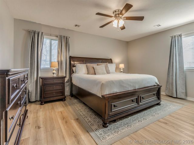 3000 Loris Lane, Bartlesville, OK 74006