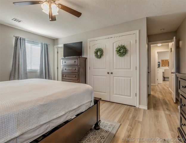 3000 Loris Lane, Bartlesville, OK 74006