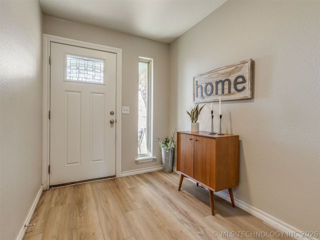 3000 Loris Lane, Bartlesville, OK 74006