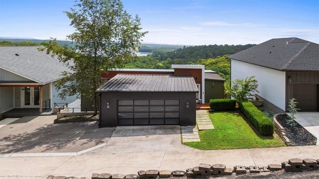 9192 N Park Road, Rogers, AR 72756