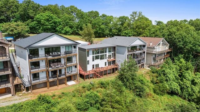 9192 N Park Road, Rogers, AR 72756