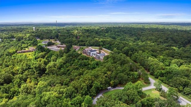 9192 N Park Road, Rogers, AR 72756