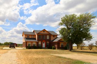 246 Collins Hill, Lytle, TX 78052