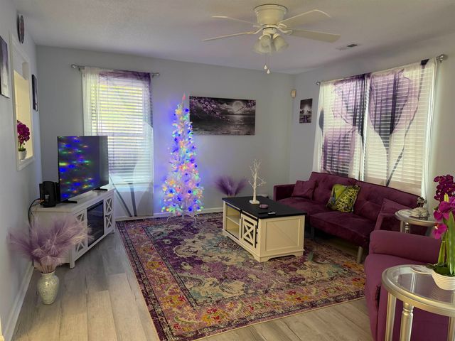415 28th Ave N Apt 4A, Myrtle Beach, SC 29577