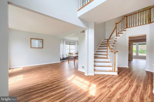 1243 WINDING OAK DR, York, PA 17403