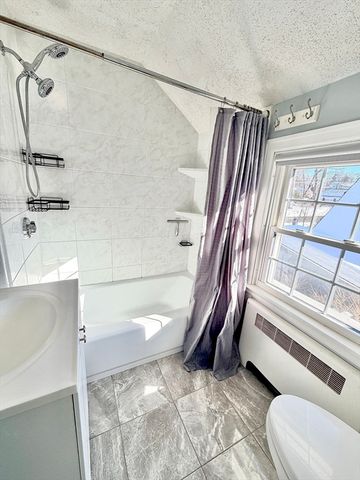 5 Fenimore Blvd, Springfield, MA 01108