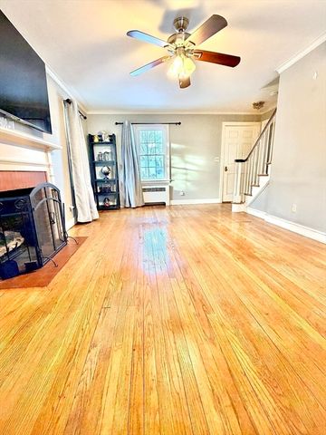 5 Fenimore Blvd, Springfield, MA 01108