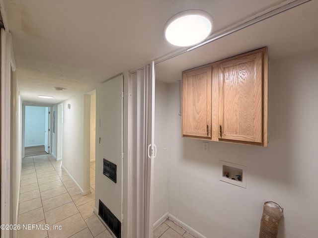 6631 N BO PEEP Drive, Jacksonville, FL 32210