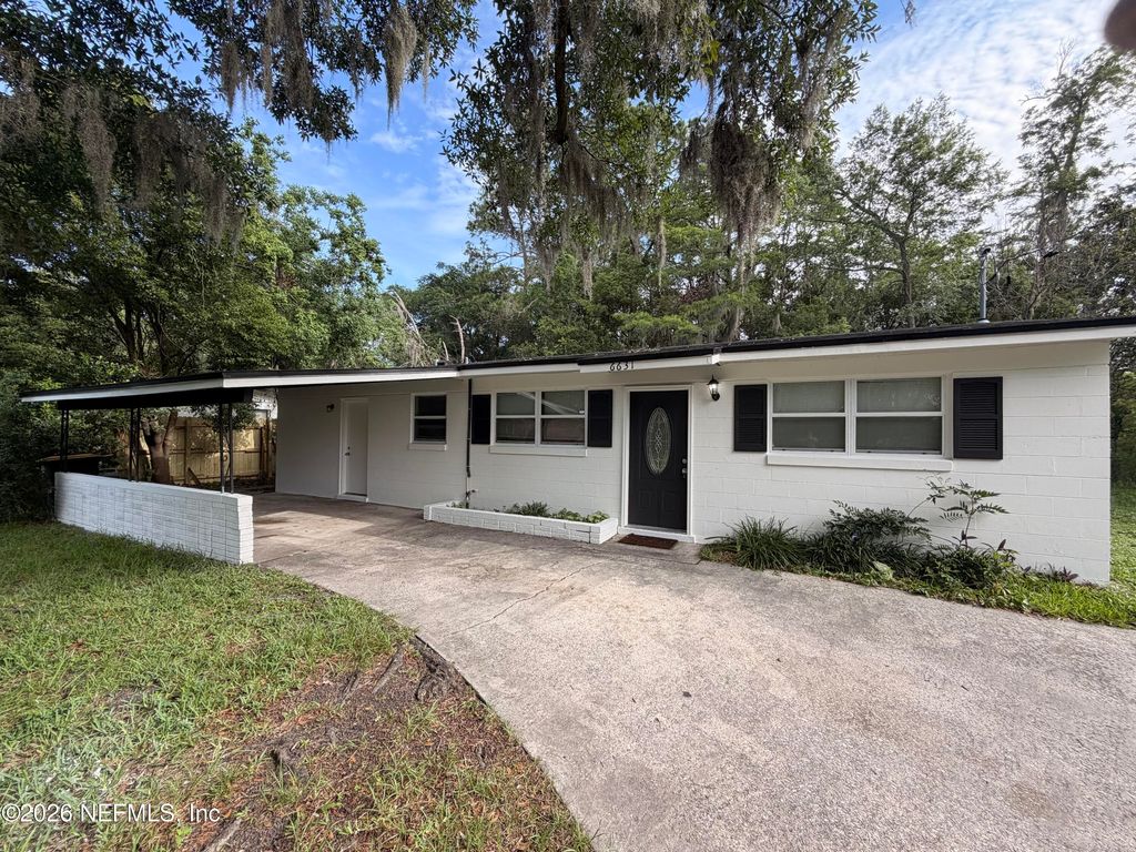 6631 N BO PEEP Drive, Jacksonville, FL 32210