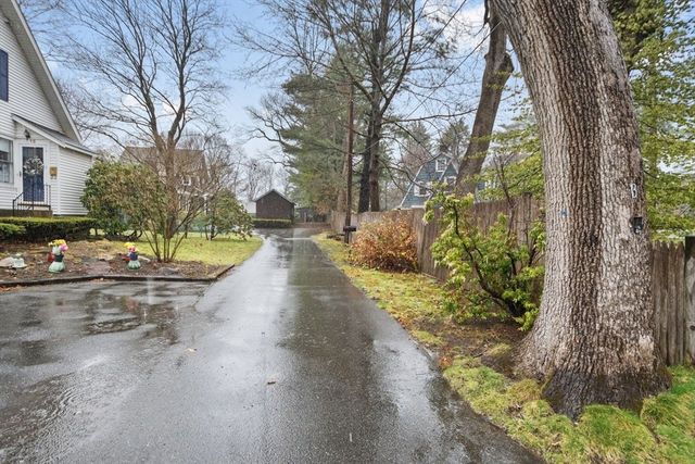 13 Fells Rd, Wellesley, MA 02482