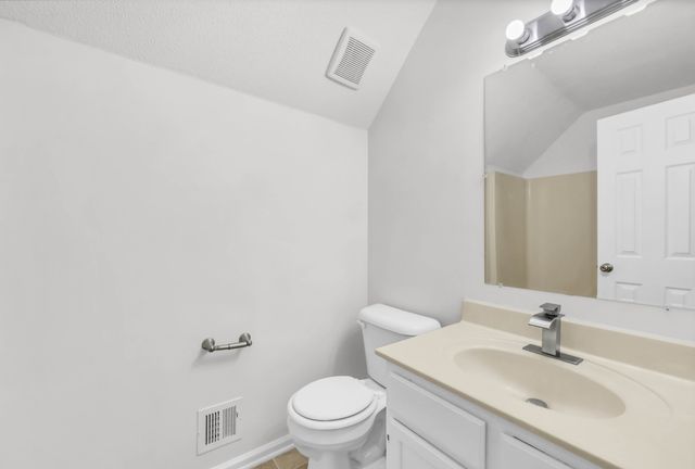 260 Cheshire Rd, Clarksville, TN 37043