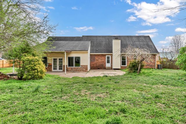 260 Cheshire Rd, Clarksville, TN 37043