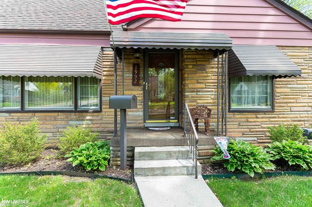 1992 Thomas Avenue, Berkley, MI 48072