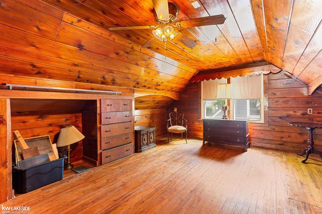 1992 Thomas Avenue, Berkley, MI 48072