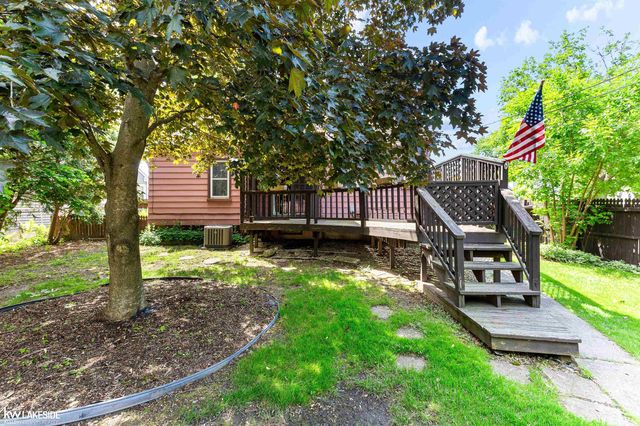 1992 Thomas Avenue, Berkley, MI 48072