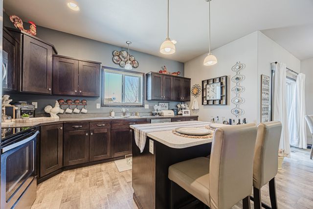 2634 7th Street W, West Fargo, ND 58078