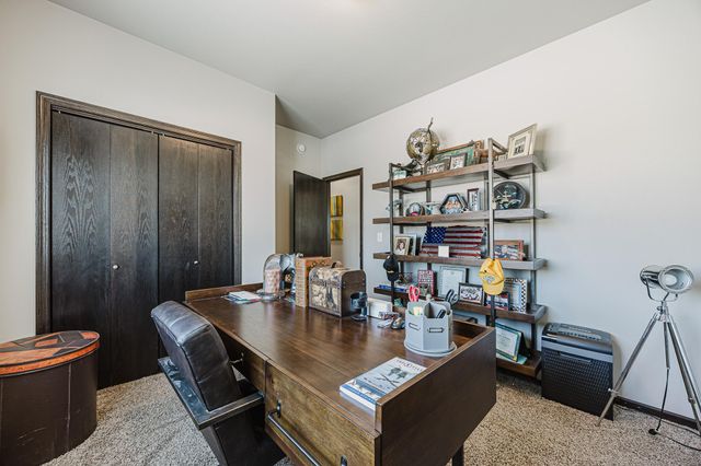 2634 7th Street W, West Fargo, ND 58078