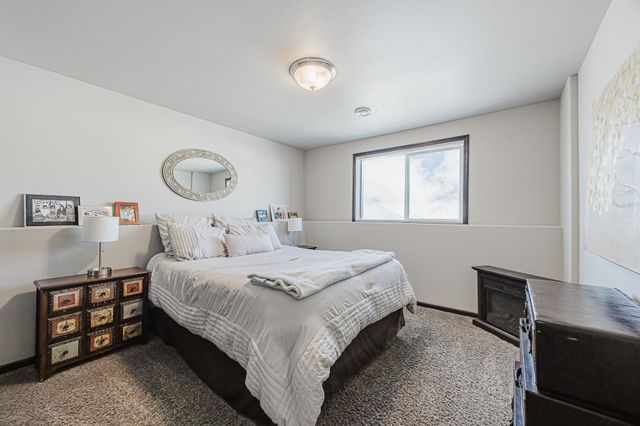 2634 7th Street W, West Fargo, ND 58078