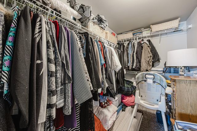 2634 7th Street W, West Fargo, ND 58078