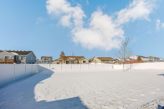 2634 7th Street W, West Fargo, ND 58078