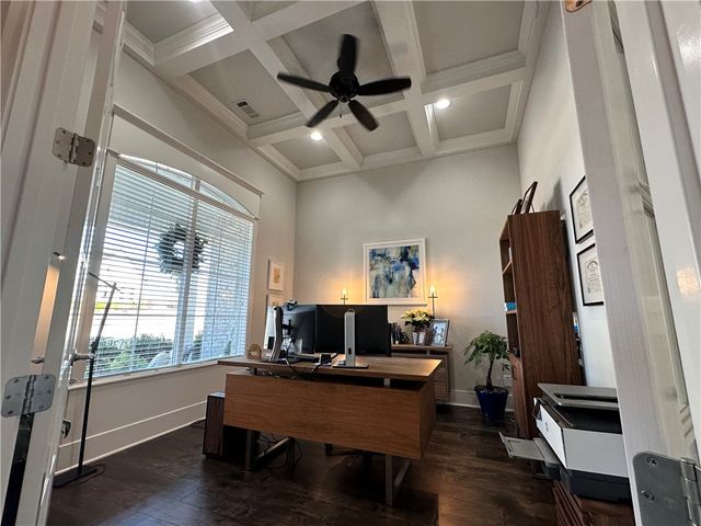 5213 Saddleridge Drive, Fayetteville, AR 72703