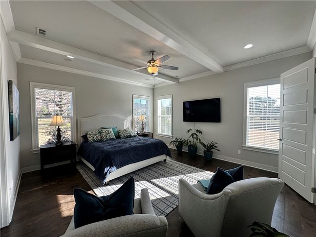 5213 Saddleridge Drive, Fayetteville, AR 72703