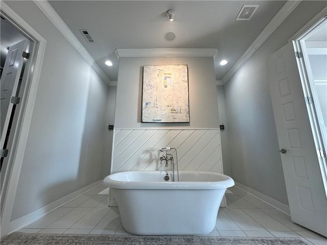 5213 Saddleridge Drive, Fayetteville, AR 72703