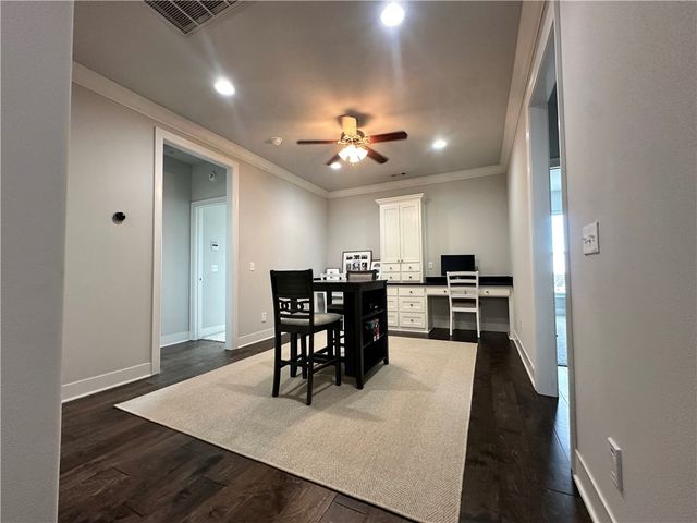 5213 Saddleridge Drive, Fayetteville, AR 72703