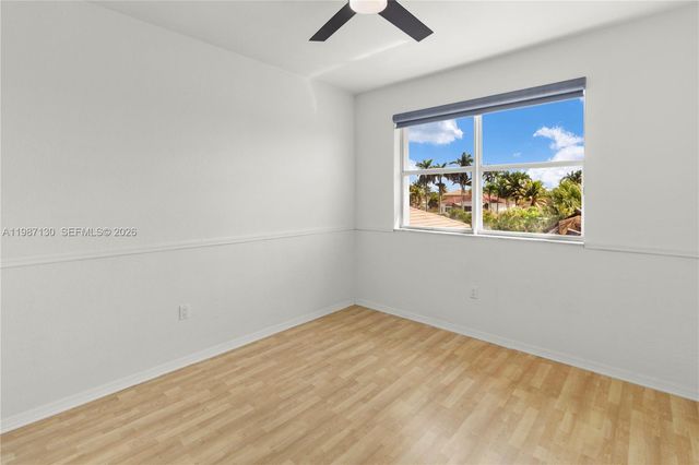 2327 NW 187th Ave, Pembroke Pines, FL 33029