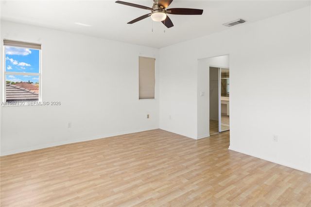 2327 NW 187th Ave, Pembroke Pines, FL 33029