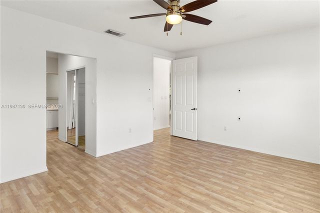 2327 NW 187th Ave, Pembroke Pines, FL 33029