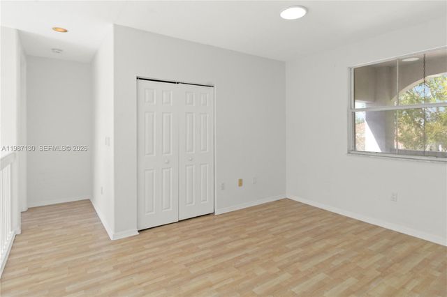 2327 NW 187th Ave, Pembroke Pines, FL 33029